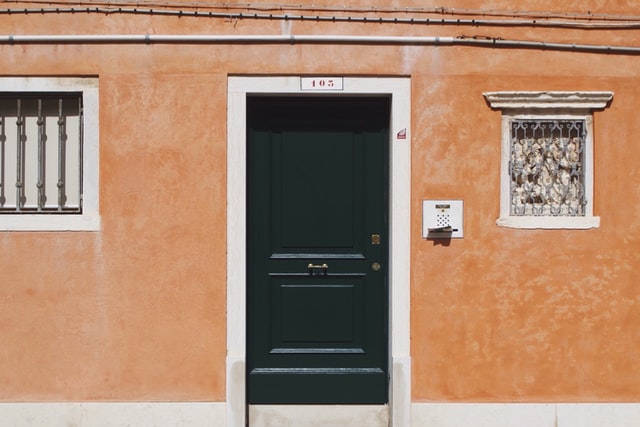 beige stucco from ZD Stucco Repair example 2