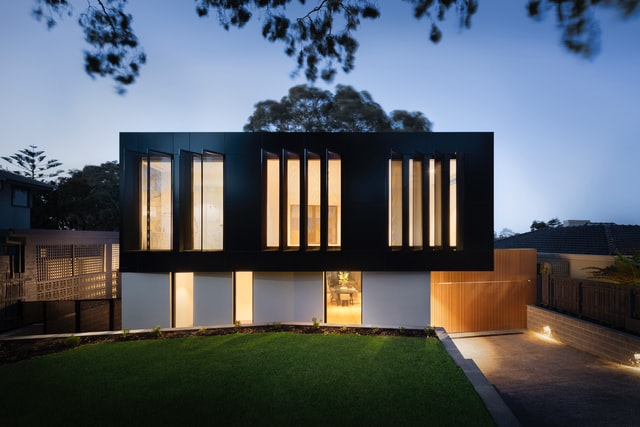 image of house with modern stucco example 24